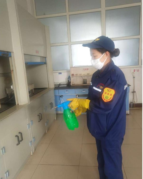 9f1beaff9a644b61a73f71b31c25b12f