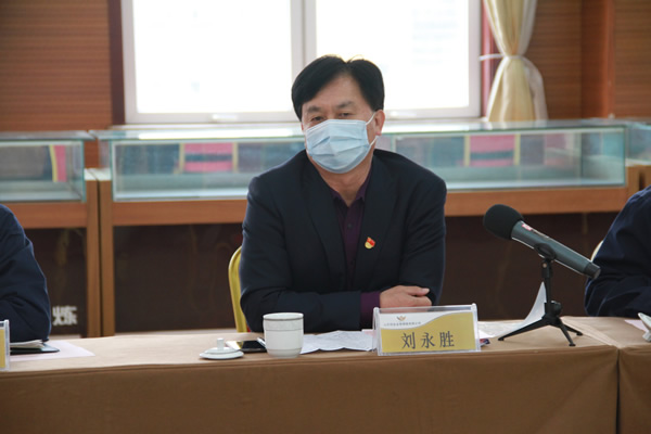 ab905a9ff60948d9826382103b4e9a51