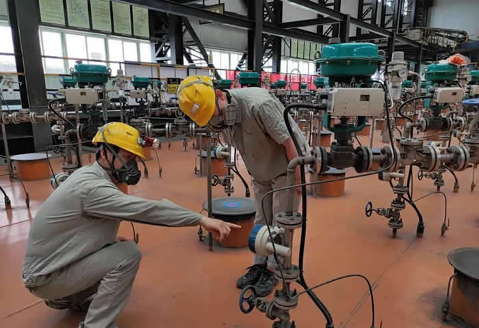 2980c15533d64845904b9d22563c285e