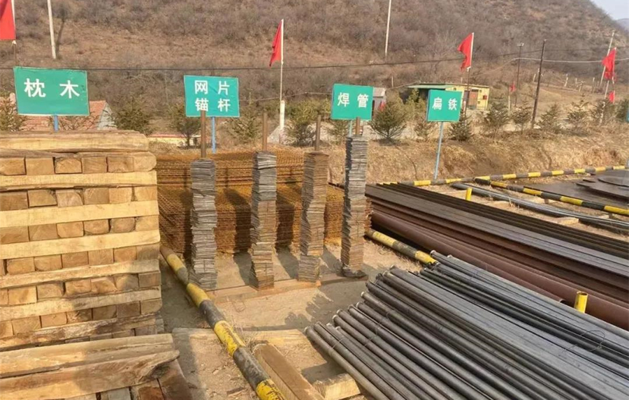 bee06ce8d7784123b81c6bf399e2cc39